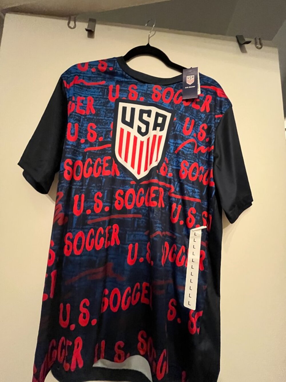 USA Soccer shirt (Size Large)  (NWT) - Picture 4 of 9
